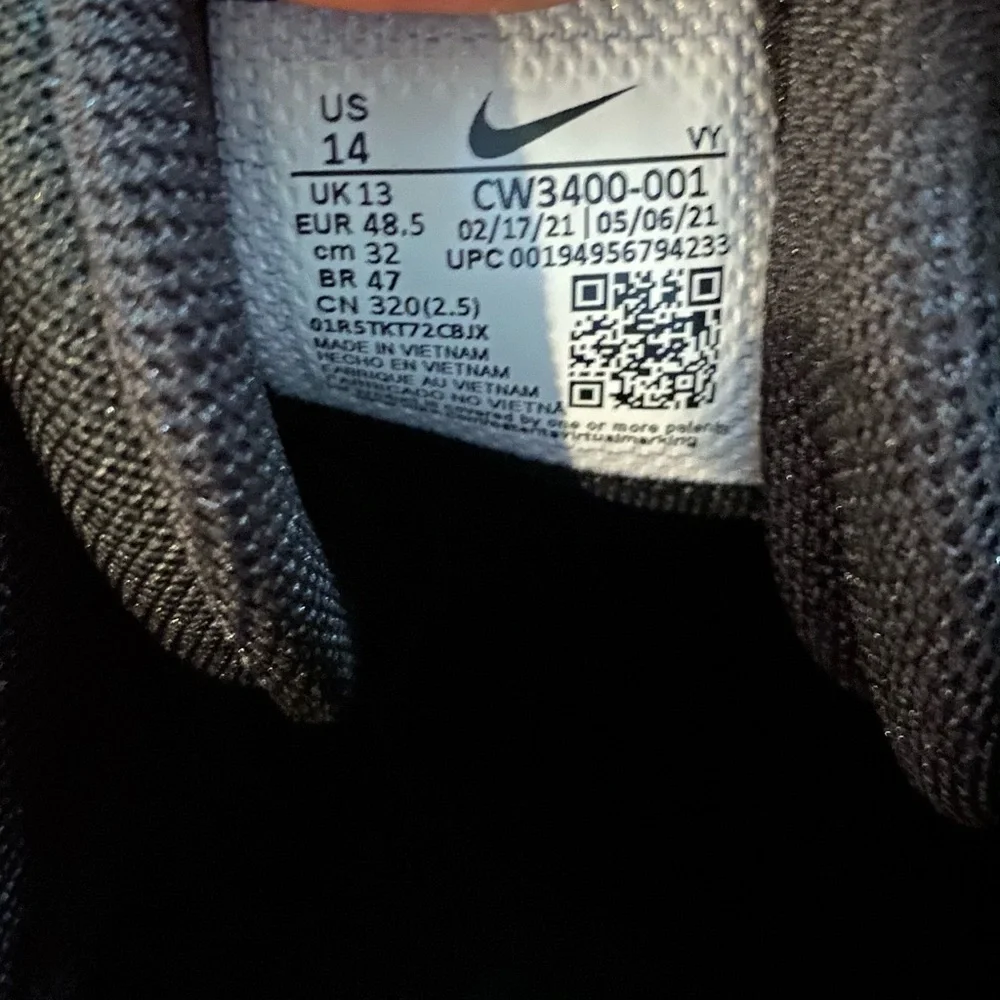 Nike‎ Mens KD Trey 5 Black and Red Size 14 New witbout tags